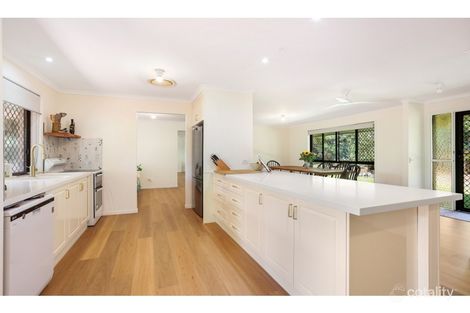 Property photo of 30 Richard Crescent Highland Park QLD 4211