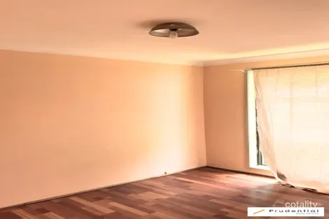 Property photo of 37/27 Waratah Crescent Macquarie Fields NSW 2564