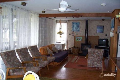 Property photo of 19 Pine Street Bendalong NSW 2539