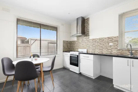 Property photo of 39 Swallow Crescent Norlane VIC 3214