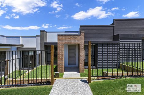 10 Freycinet Lane, South Ripley, QLD 4306