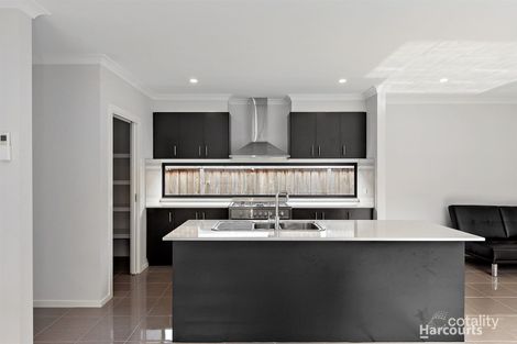 Property photo of 16 Verve Drive Officer VIC 3809