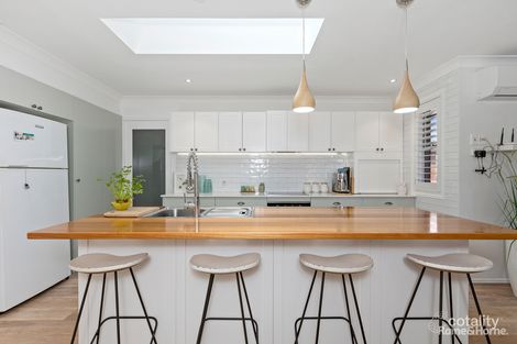 Property photo of 1/14 Edinburgh Court Pottsville NSW 2489