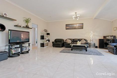 Property photo of 19 Feathertop Rise Alexander Heights WA 6064