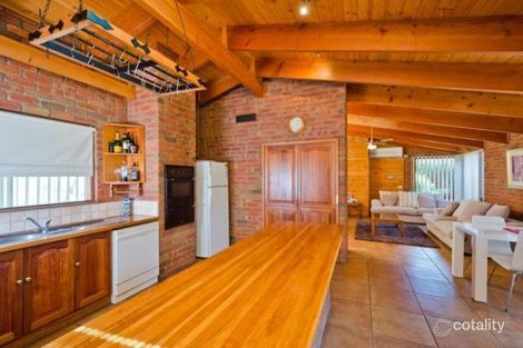 Property photo of 36 Roberts Avenue Hoppers Crossing VIC 3029