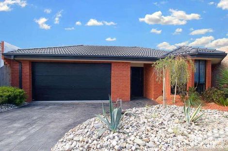 4 Dordogne Ct, Roxburgh Park, VIC 3064