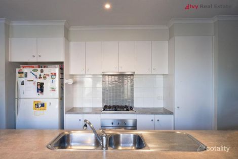 Property photo of 5 Penhurst Place Deer Park VIC 3023