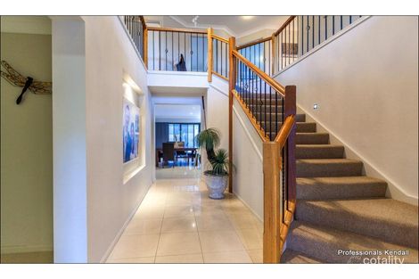 Property photo of 4 Stringybark Drive Molendinar QLD 4214