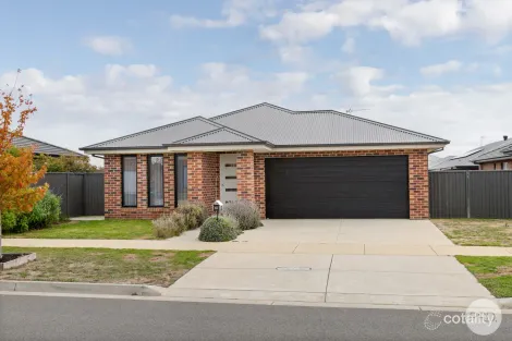 13 Lee Rd, Lucas, VIC 3350