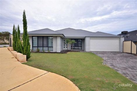 8 Hacienda Dr, Clarkson, WA 6030