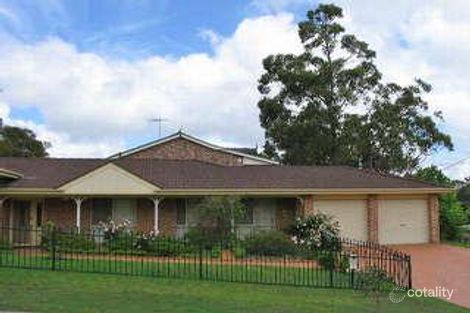 Property photo of 2 Scribbly Gum Close Hornsby Heights NSW 2077