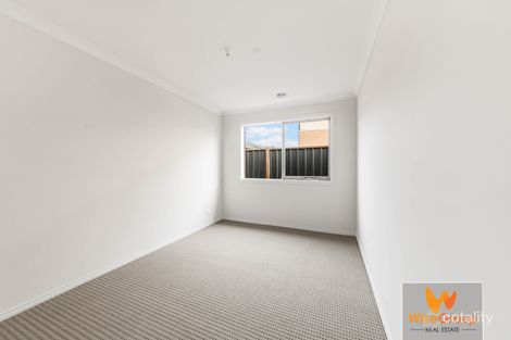Property photo of 14 Ember Street Clyde VIC 3978