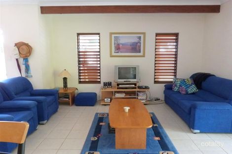 Property photo of 50 Holland Street Wongaling Beach QLD 4852