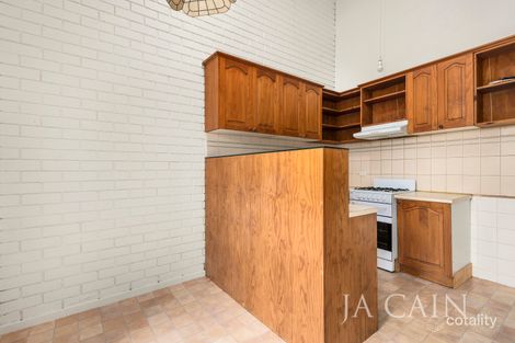 Property photo of 2/2-4 Oakpark Drive Chadstone VIC 3148