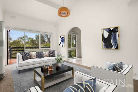 Property photo of 2/2-4 Oakpark Drive Chadstone VIC 3148