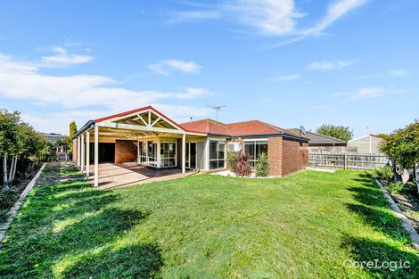 Property photo of 22 Bounty Way Berwick VIC 3806