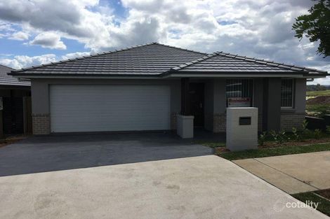 31 Buckingham Loop, Oran Park, NSW 2570