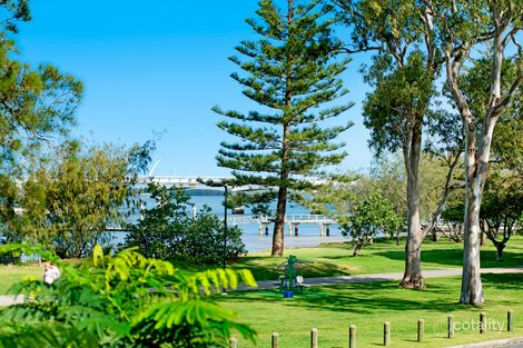Property photo of 1/5 Abalone Avenue Paradise Point QLD 4216