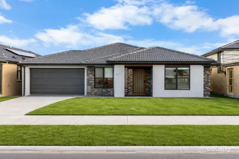 30 Mudrooroo Cct, Kalkallo, VIC 3064