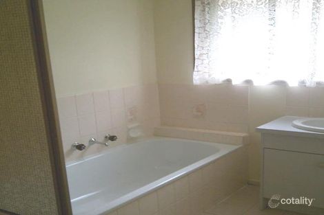 Property photo of 14 Pommel Crescent Epping VIC 3076