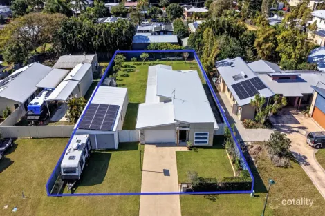 17 Castaway Ct, Toogoom, QLD 4655