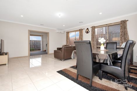 Property photo of 60 Riviera Drive Hillside VIC 3037