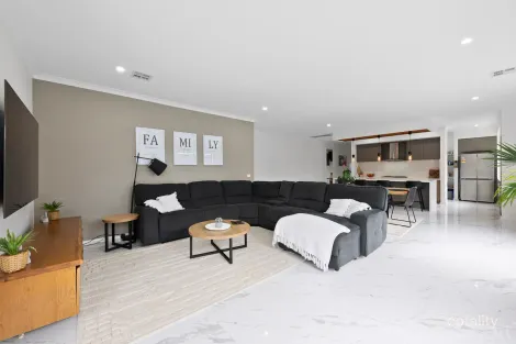 Property photo of 33 Evans Way Lucas VIC 3350