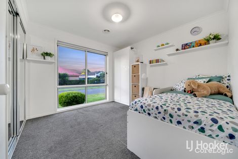 Property photo of 43 Harrington Drive Narre Warren South VIC 3805