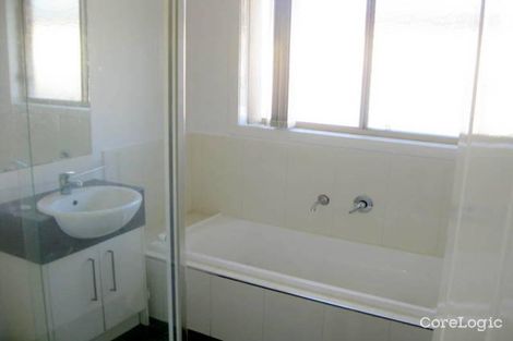 Property photo of 24 Langbourne Way Burnside Heights VIC 3023