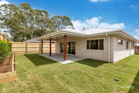 Property photo of 17 Hollyoak Crescent Pimpama QLD 4209