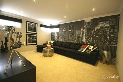 Property photo of 10 Solaia Loop Woodvale WA 6026