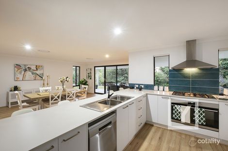 Property photo of 20 Corymbia Close Yallingup WA 6282