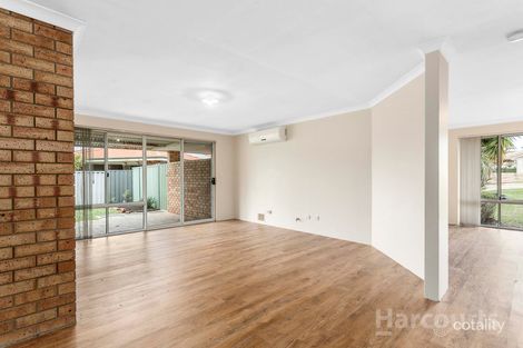 Property photo of 6 Amulla Court Halls Head WA 6210