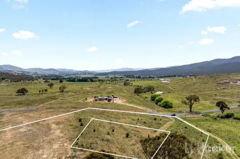 129 Captain Robertson Dr, Burra, NSW 2620
