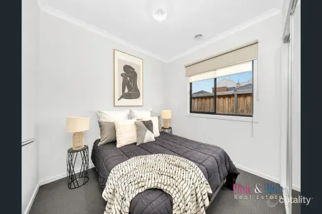 3 Akram Way, Rockbank, VIC 3335