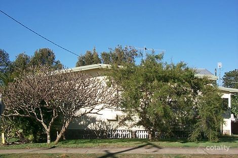 10 Earnshaw St, Golden Beach, QLD 4551