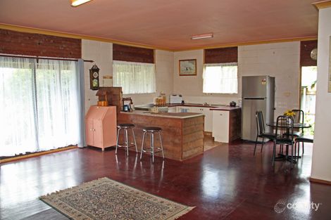 Property photo of 31 Hannam Vale Road Moorland NSW 2443