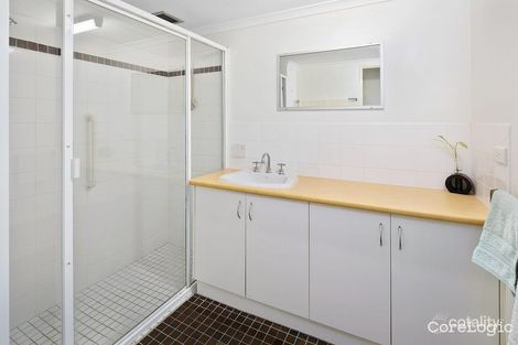 Property photo of 2/88 Akonna Street Wynnum QLD 4178