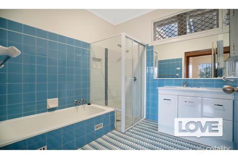 Property photo of 13 Davies Parade Mount Hutton NSW 2290