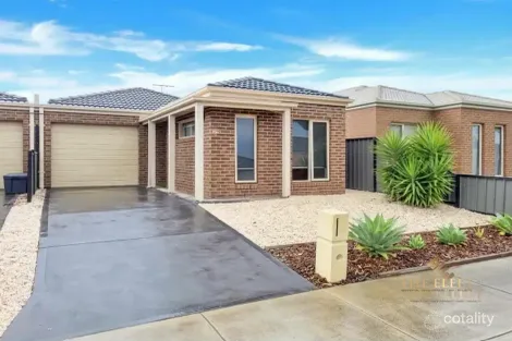 Property photo of 39B Greenleaf Circuit Tarneit VIC 3029