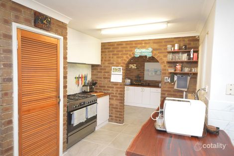 Property photo of 10 Monkton Way Warnbro WA 6169