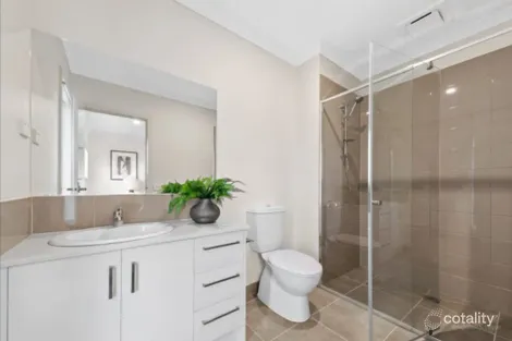 Property photo of 6 Galton Walk Pakenham VIC 3810