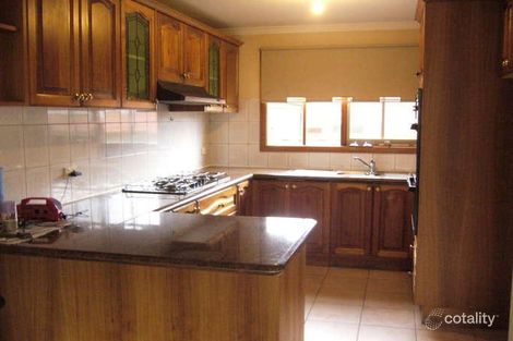 2/100 Church Rd, Doncaster, VIC 3108