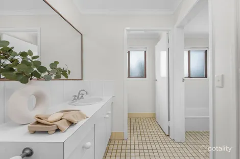 Property photo of 19 Kosciusko Street Middle Park QLD 4074