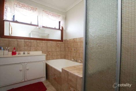 Property photo of 69 Ashleigh Crescent Meadow Heights VIC 3048