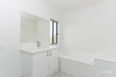 Property photo of 63 Bora Place Ningi QLD 4511