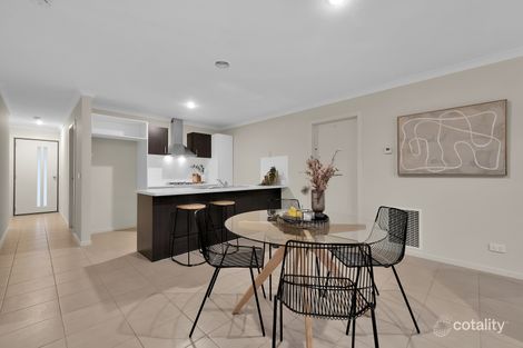 Property photo of 40 Melissa Way Pakenham VIC 3810