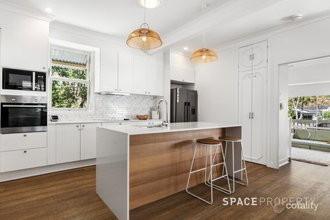 Property photo of 94 Alexandra Street Bardon QLD 4065