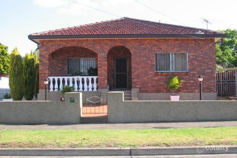 32 Kitchener Ave, Earlwood, NSW 2206