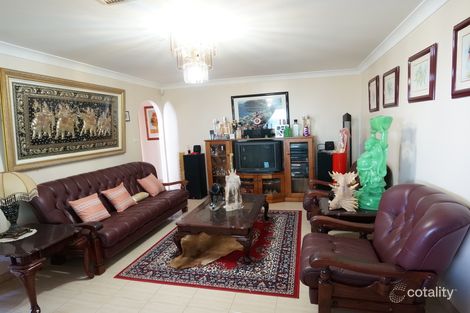 Property photo of 24 Lyell Street Bossley Park NSW 2176
